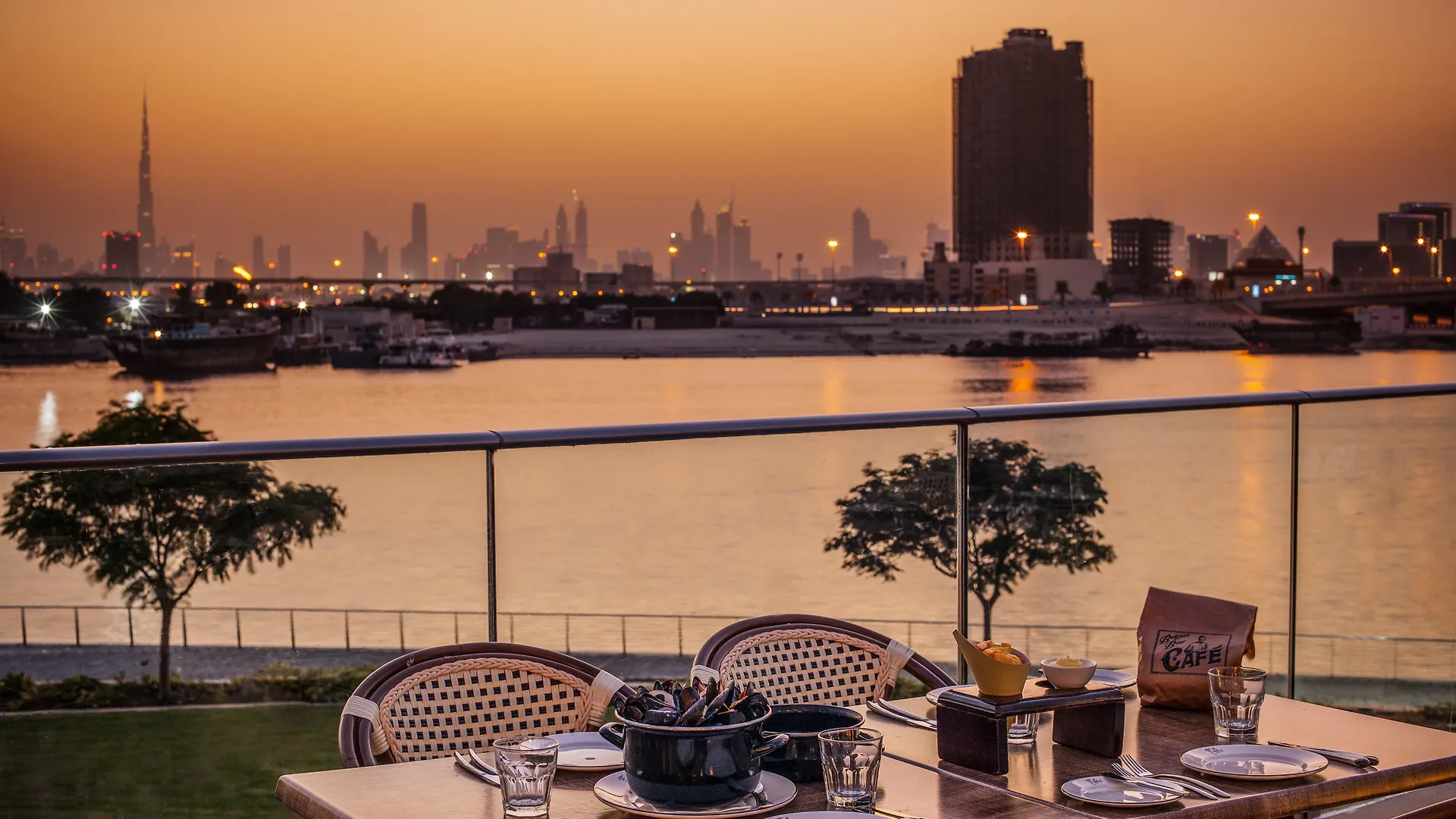 Crowne Plaza Dubai Festival City Hotel 5*,